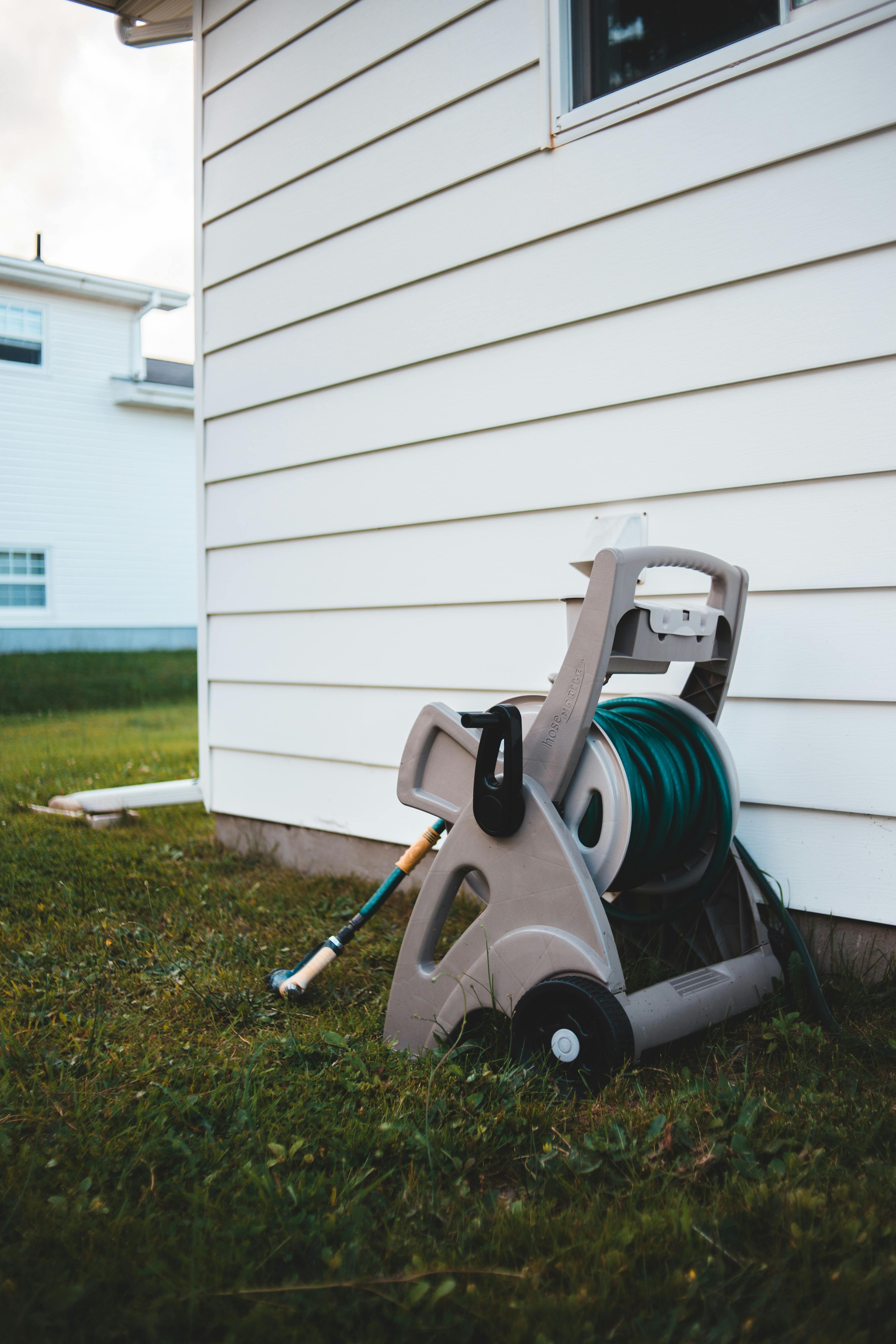 Choosing Hose Reel Length for Patio, Courtyard, and Lawn